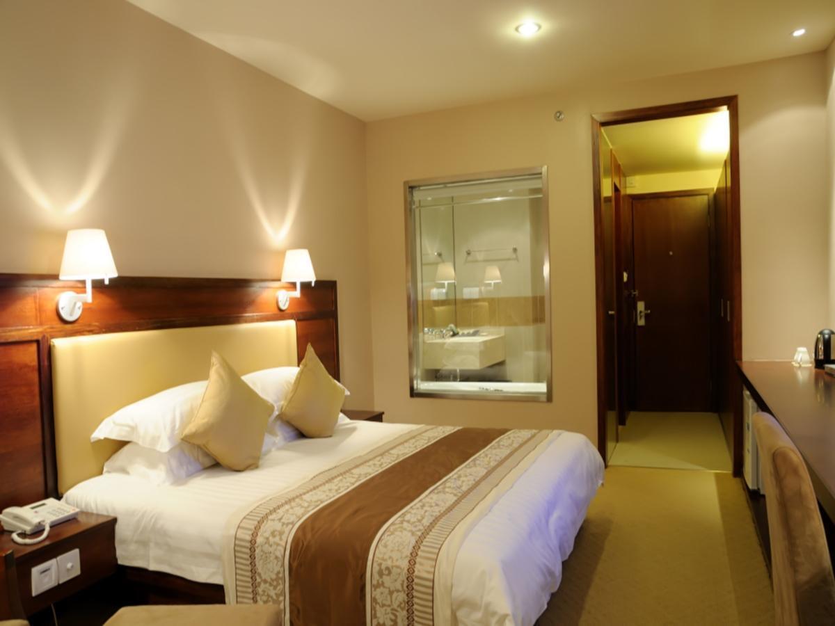 Days Inn Frontier Wuxi Wuxi  Exteriör bild